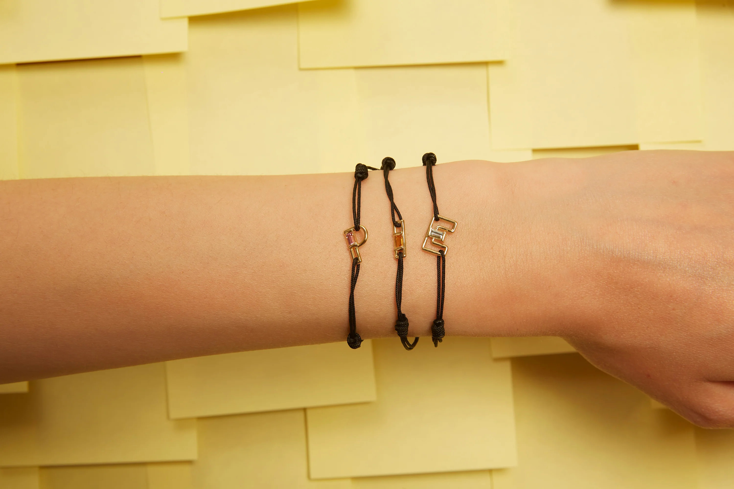 letra e ametista bracciale cordino